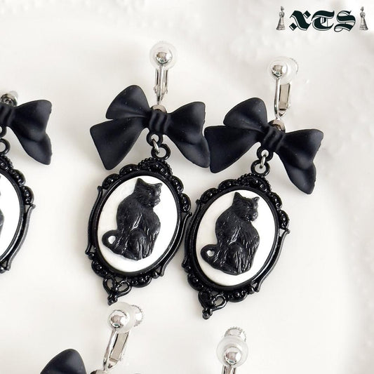 XTS Cat Silhouette Cameo ネコ ピアス イヤリング TS0307 BLACK