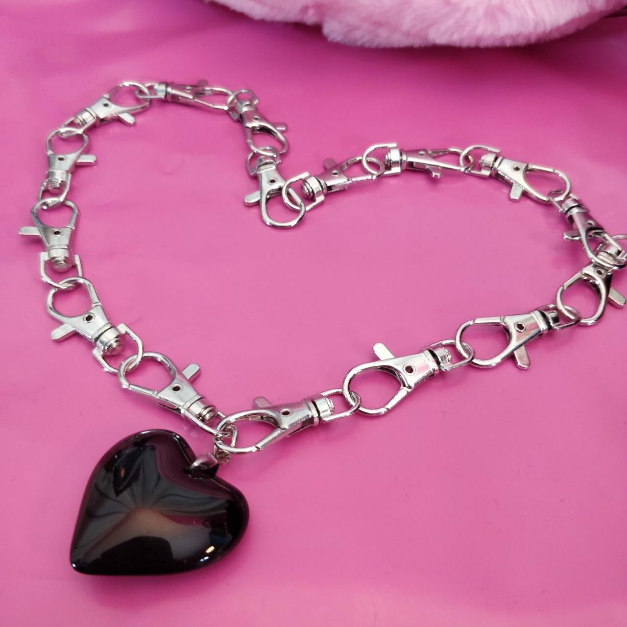 BIG BLACK HEART MOTIF CLIP CHAIN NECKLACE SILVER BLACK