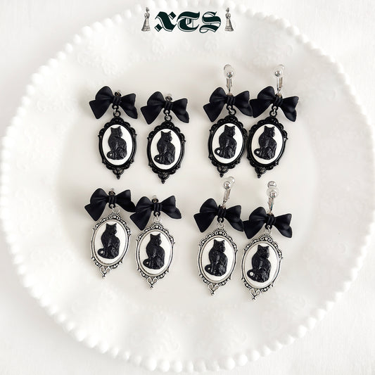 XTS Cat Silhouette Cameo Cat Earrings TS0307 BLACK