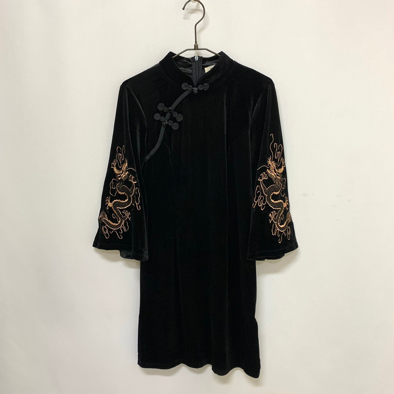 Velour material embroidered sleeves China mini tight dress BLACK