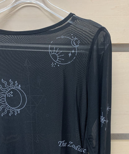 タトゥー柄 チュールシースルー プルオーバー トップス BLACK