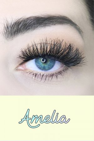 AOA Studio False Eyelashes - Amelia