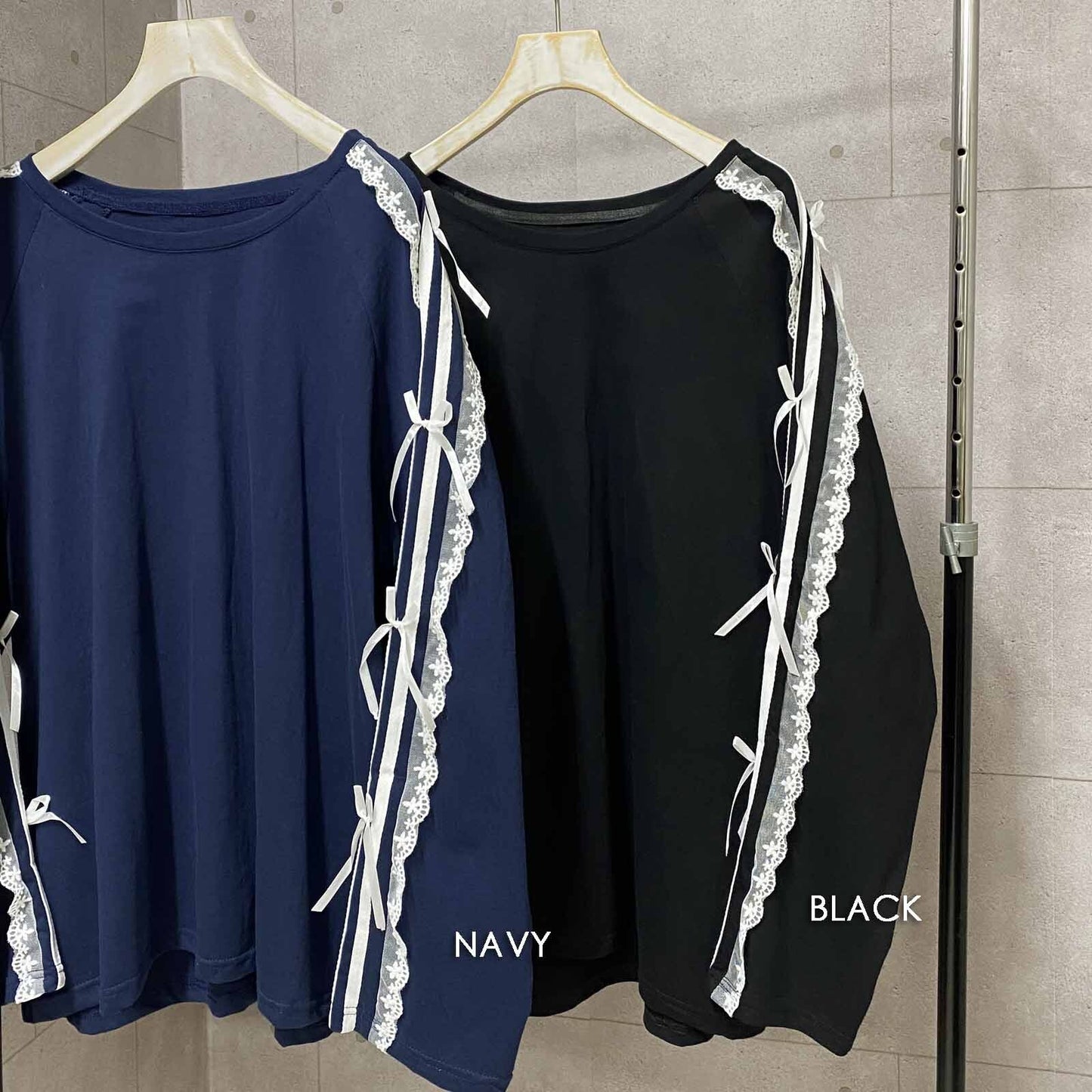 サイドダブルライン レース付き バレエコア ロンT NAVY