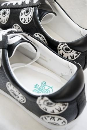 MISHKA KEEP WATCH DOT SHOES