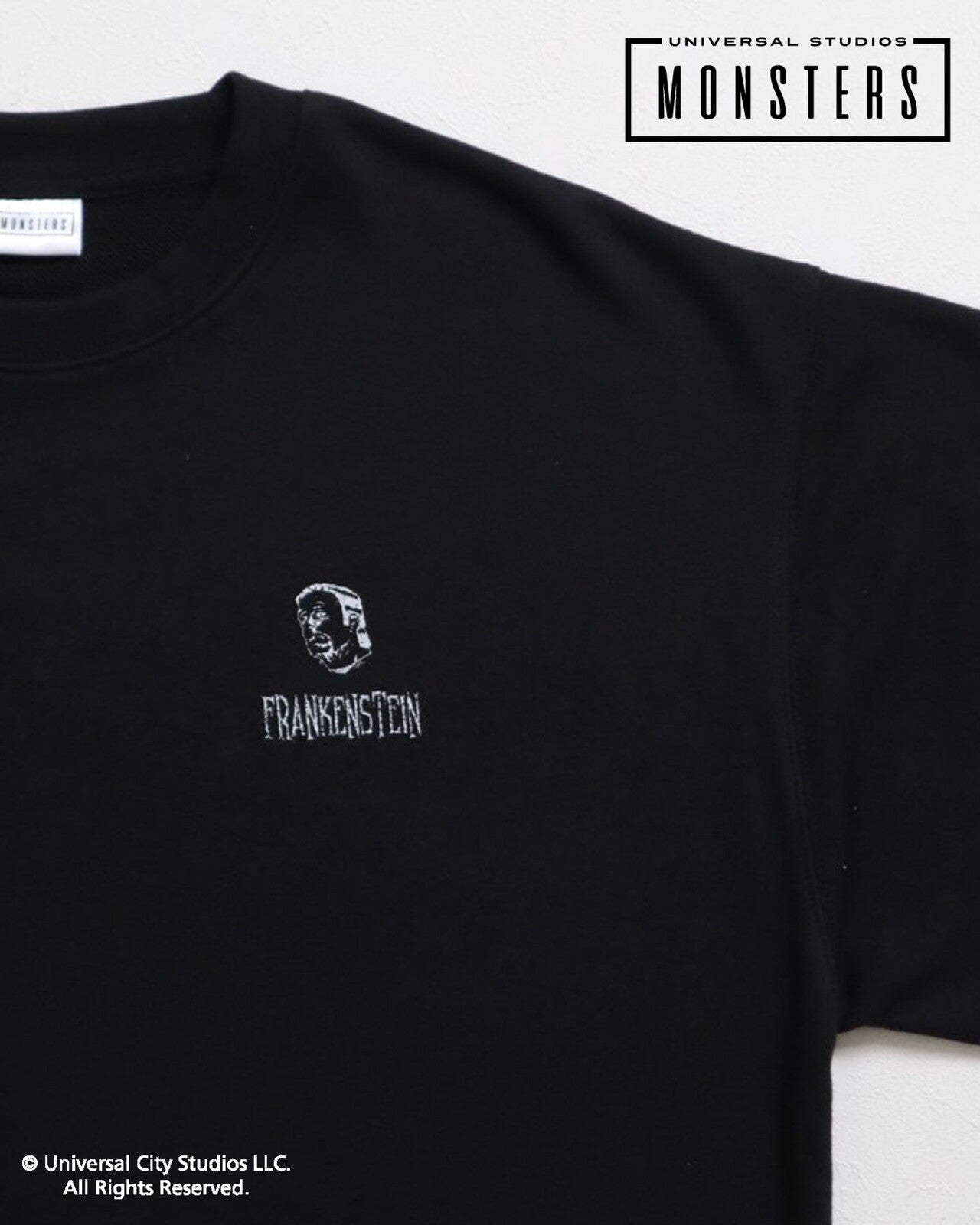 UNIVERSAL MONSTERS Monster Retro Sweatshirt BLACK