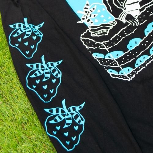 TRACY x NOIKISU ショートケーキガール L/S T-shirt BLACK