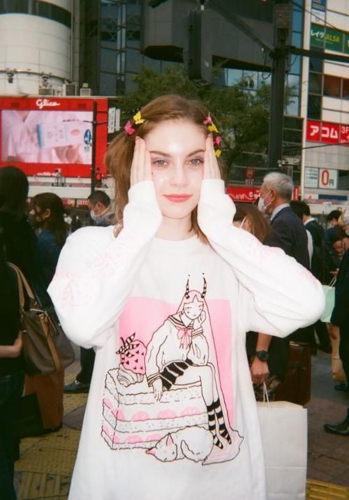 TRACY x NOIKISU ショートケーキガール L/S T-shirt WHITE