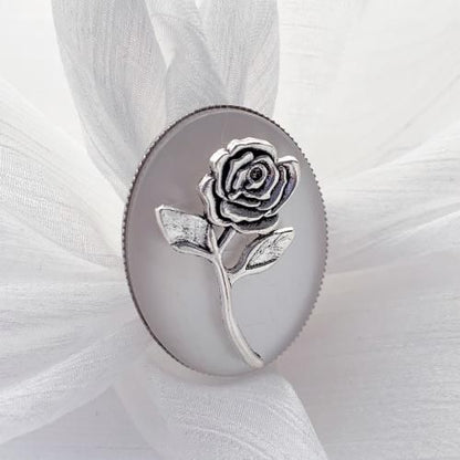 薔薇 カボション リング WHITE