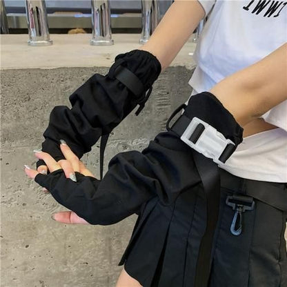 ベルト付き アームカバー BLACK