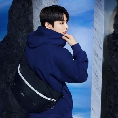 FILA【Find your Basics】BTS着用モデルパーカー NAVY ネイビー