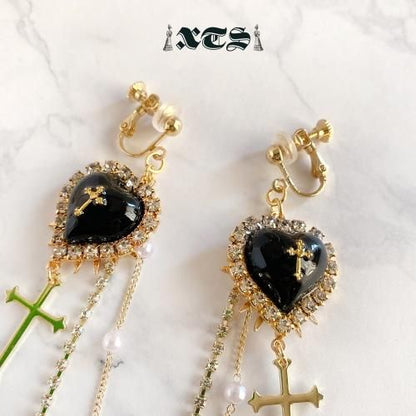 XTS クロスハート チェーン イヤリング Gold/Black TS0222