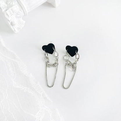 フラットハートチェーン ピアス