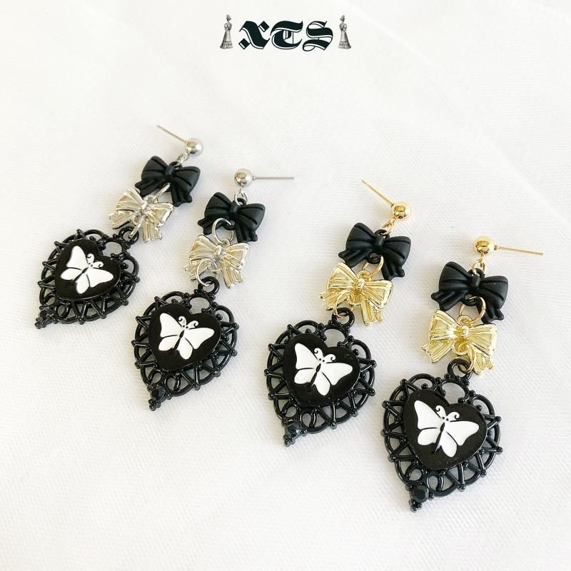 XTS ゴシック 蝶々 ブラックハート ピアス SILVER TS0238