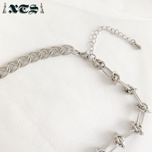 XTS 蝶々 アシメチェーン ネックレス SILVER