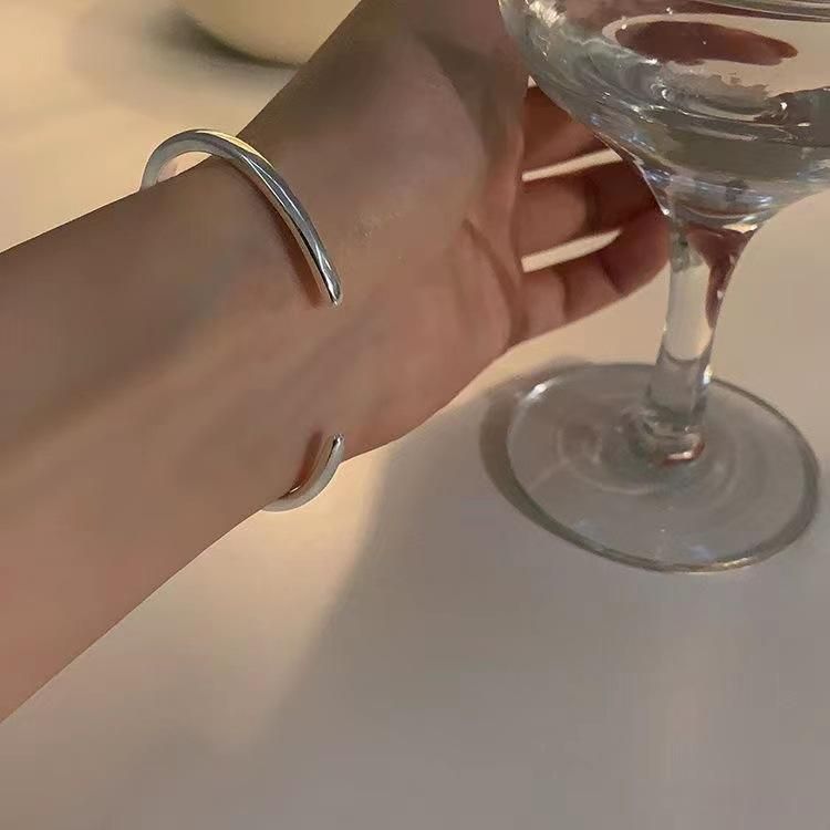 【会員限定0円】ウェーブ バングル SILVER