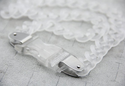 プラスチック バックルチェーン ネックレス Clear