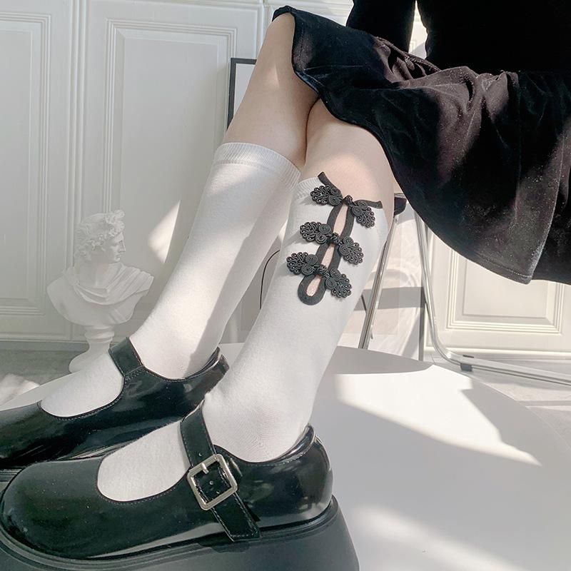 チャイナボタン 長め丈 ソックス WHITE