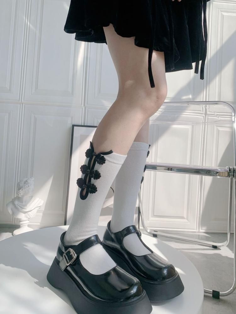 チャイナボタン 長め丈 ソックス WHITE