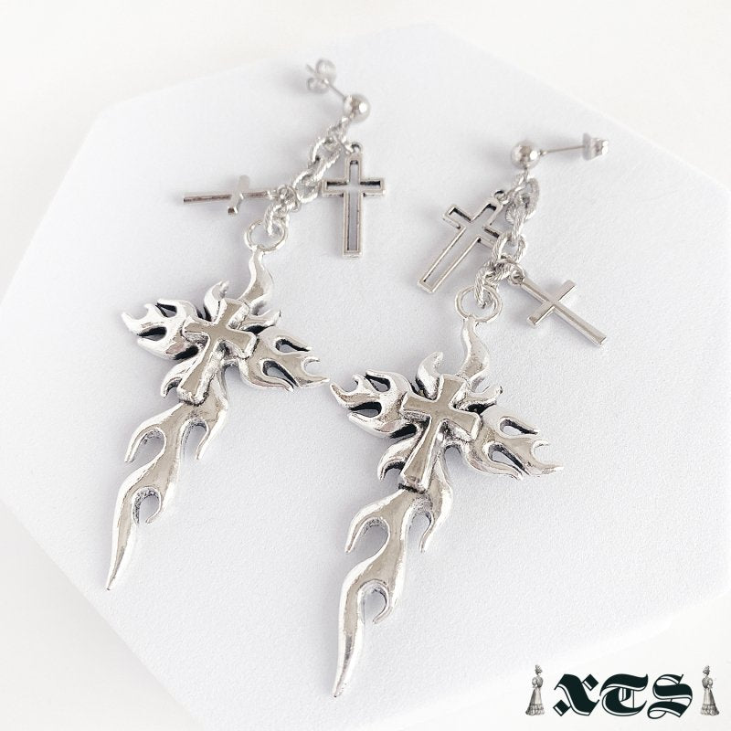 XTS Fire Cross Earrings SILVER TS0252