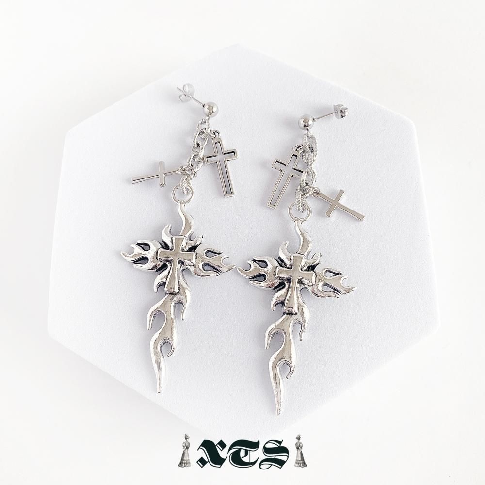 XTS ファイヤークロス Fire Cross ピアス SILVER TS0252