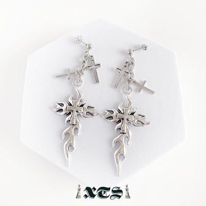 XTS ファイヤークロス Fire Cross ピアス SILVER TS0252