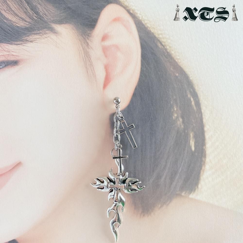XTS ファイヤークロス Fire Cross ピアス SILVER TS0252
