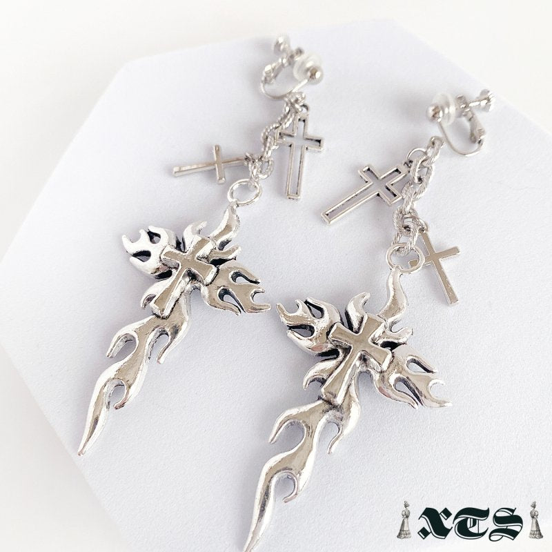 XTS Fire Cross Earrings SILVER TS0253