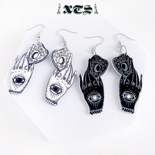 XTS Tattoo Hand with Planchette Piercing TS0264