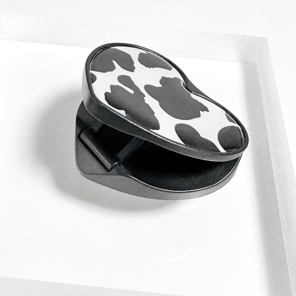 スマートフォン クリップ スタンド COW 牛柄 ハート