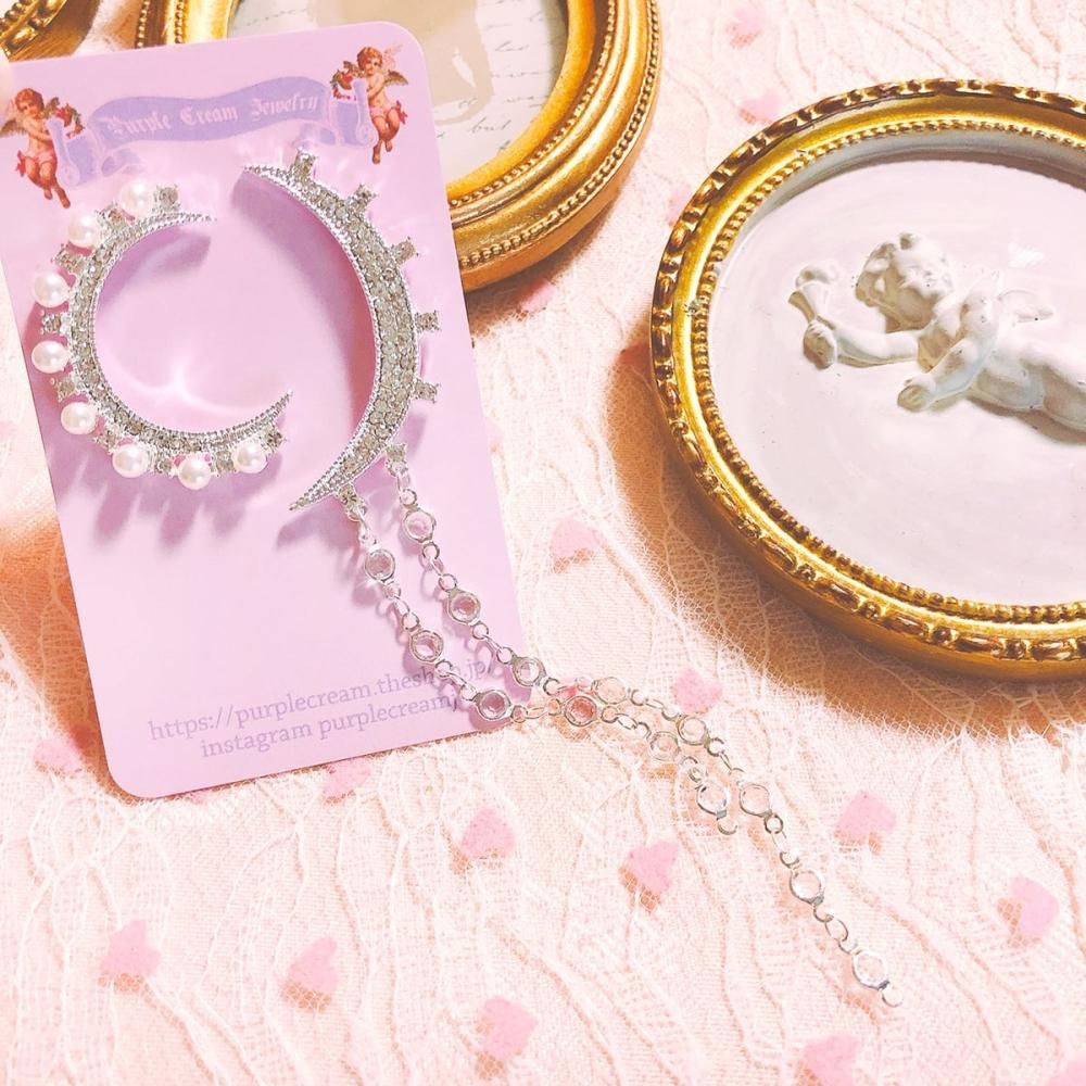 Purple Cream ムーンアシンメトリーピアス P617
