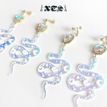 XTS Shiny Heart Snake ピアス イヤリング CLEAR TS0303