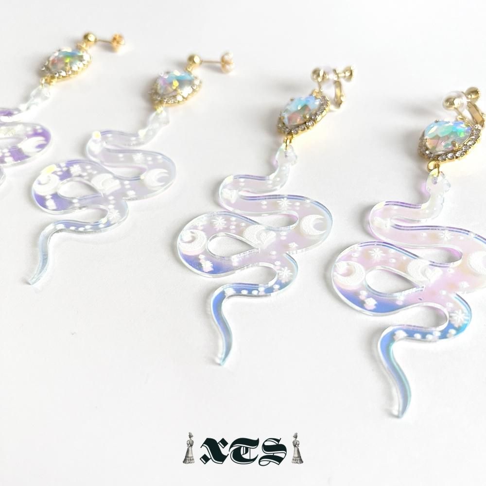 XTS Shiny Heart Snake ピアス イヤリング CLEAR TS0303