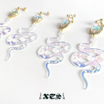 XTS Shiny Heart Snake ピアス イヤリング CLEAR TS0303