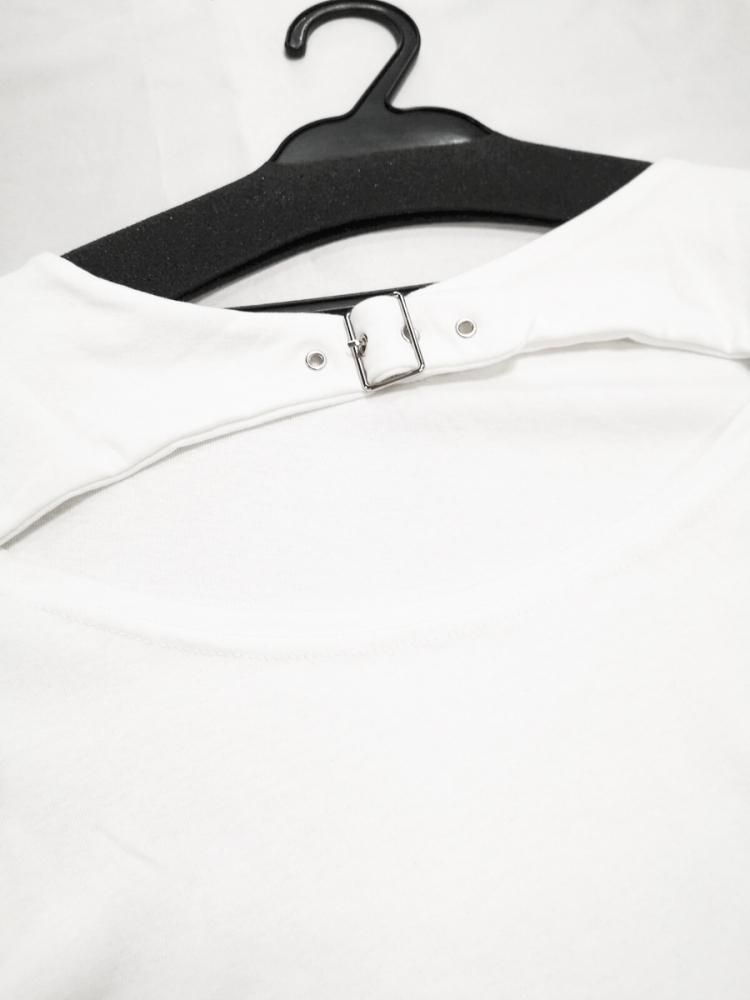 チョーカー風ベルト トップス WHITE