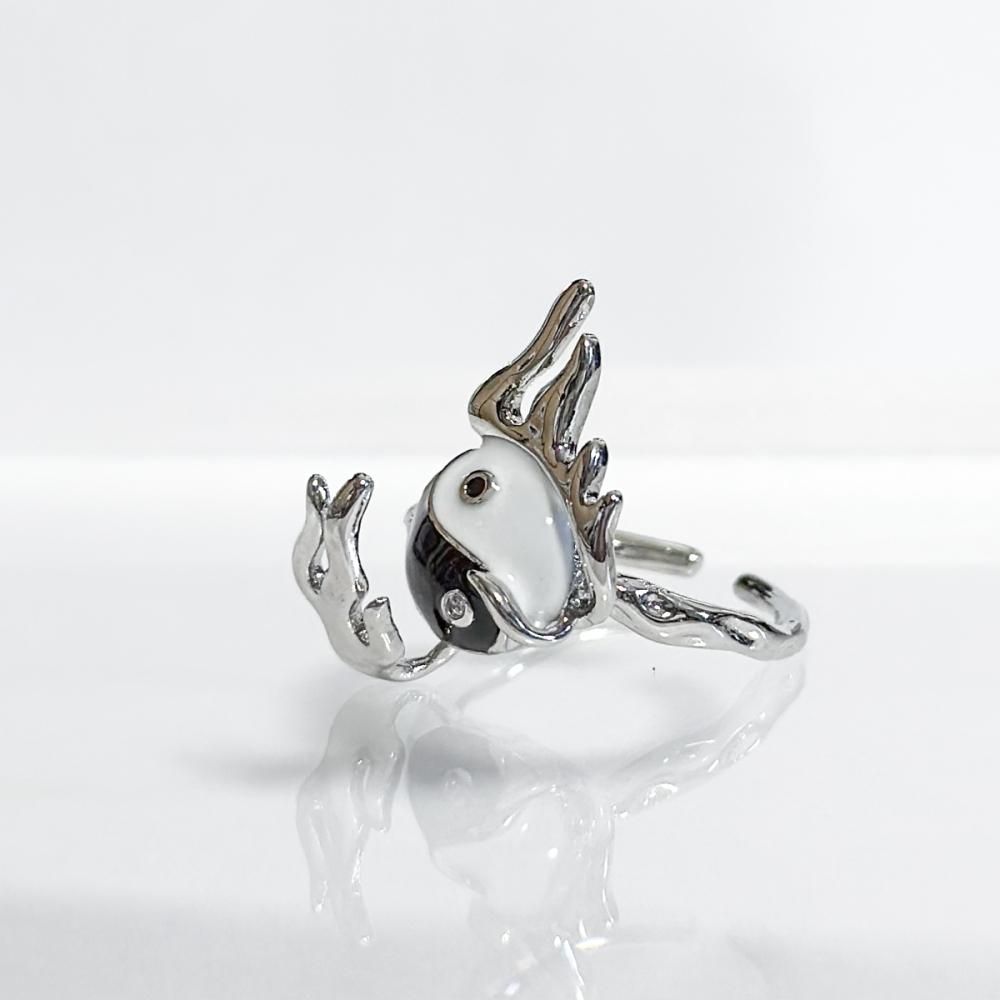 YIN AND YANG 陰陽 リング SILVER FIRE
