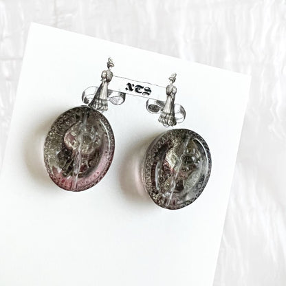 ROSE RETRO GLASS STUD EARRINGS BLACK