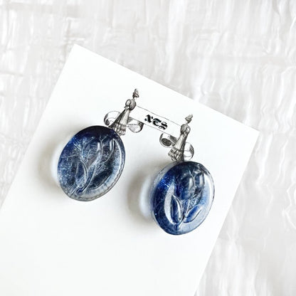 TULIP RETRO Glass Stud Earrings BLUE