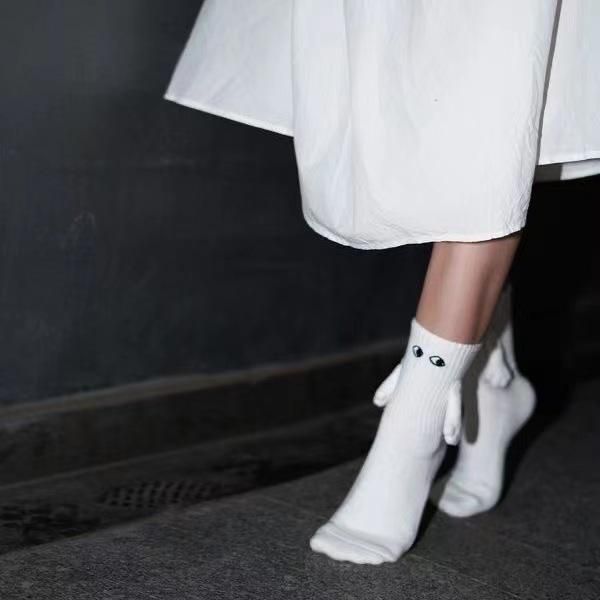 手繋ぎ マグネット カップルソックス WHITE