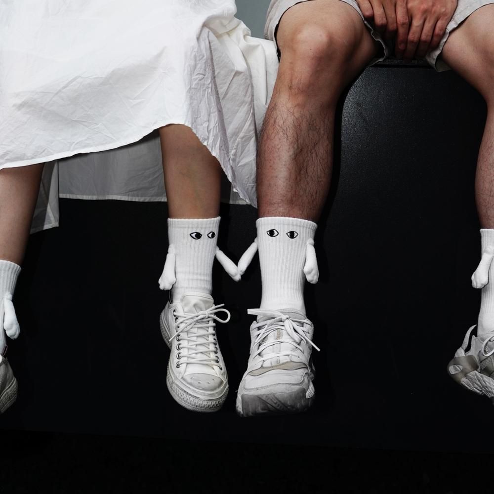 手繋ぎ マグネット カップルソックス WHITE
