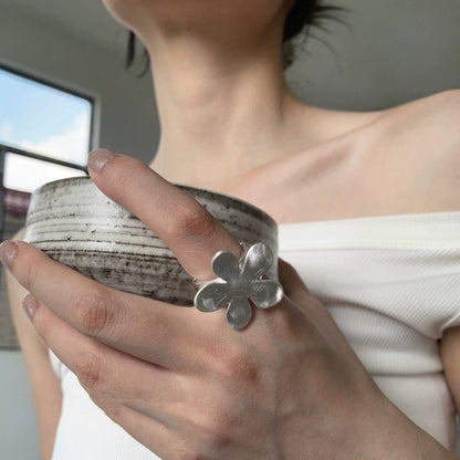 FLAT FLOWER RING SILVER