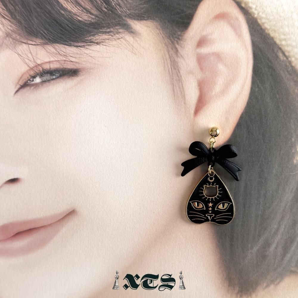 XTS Cat Planchette ネコ ピアス イヤリング TS0306 BLACK GOLD
