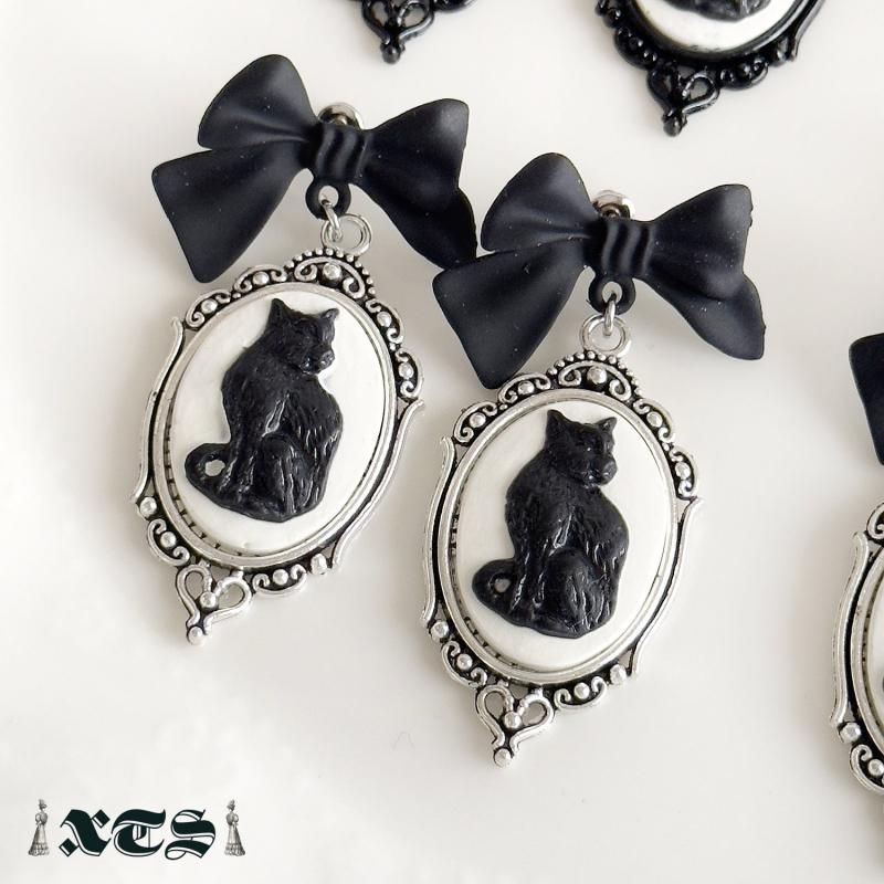 XTS Cat Silhouette Cameo ネコ ピアス イヤリング TS0307 SILVER