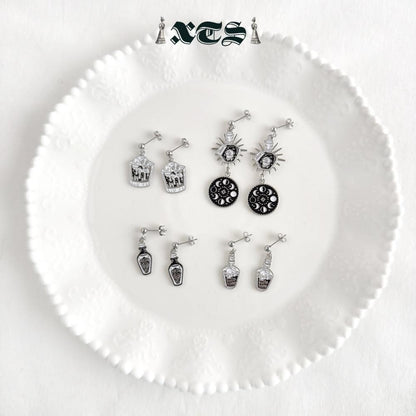 XTS Poison Bottle 月 ピアス イヤリング TS0309