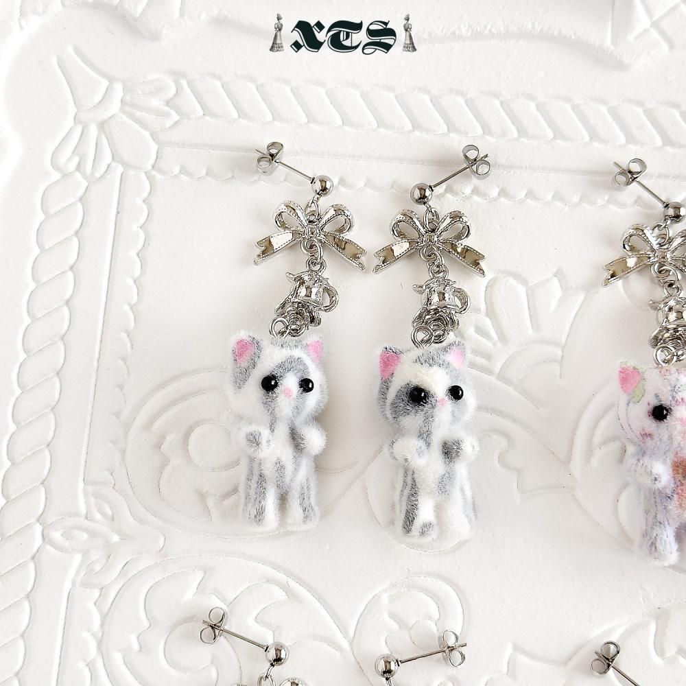 Flocky Cat 猫マスコット ピアス＆イヤリング WHITE GRAY