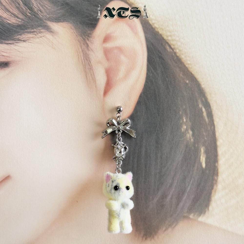 Flocky Cat 猫マスコット ピアス＆イヤリング WHITE GRAY