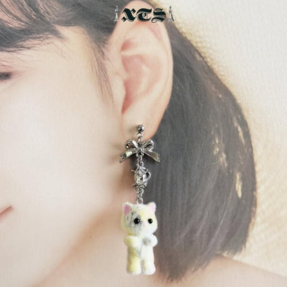Flocky Cat 猫マスコット ピアス＆イヤリング BLUE