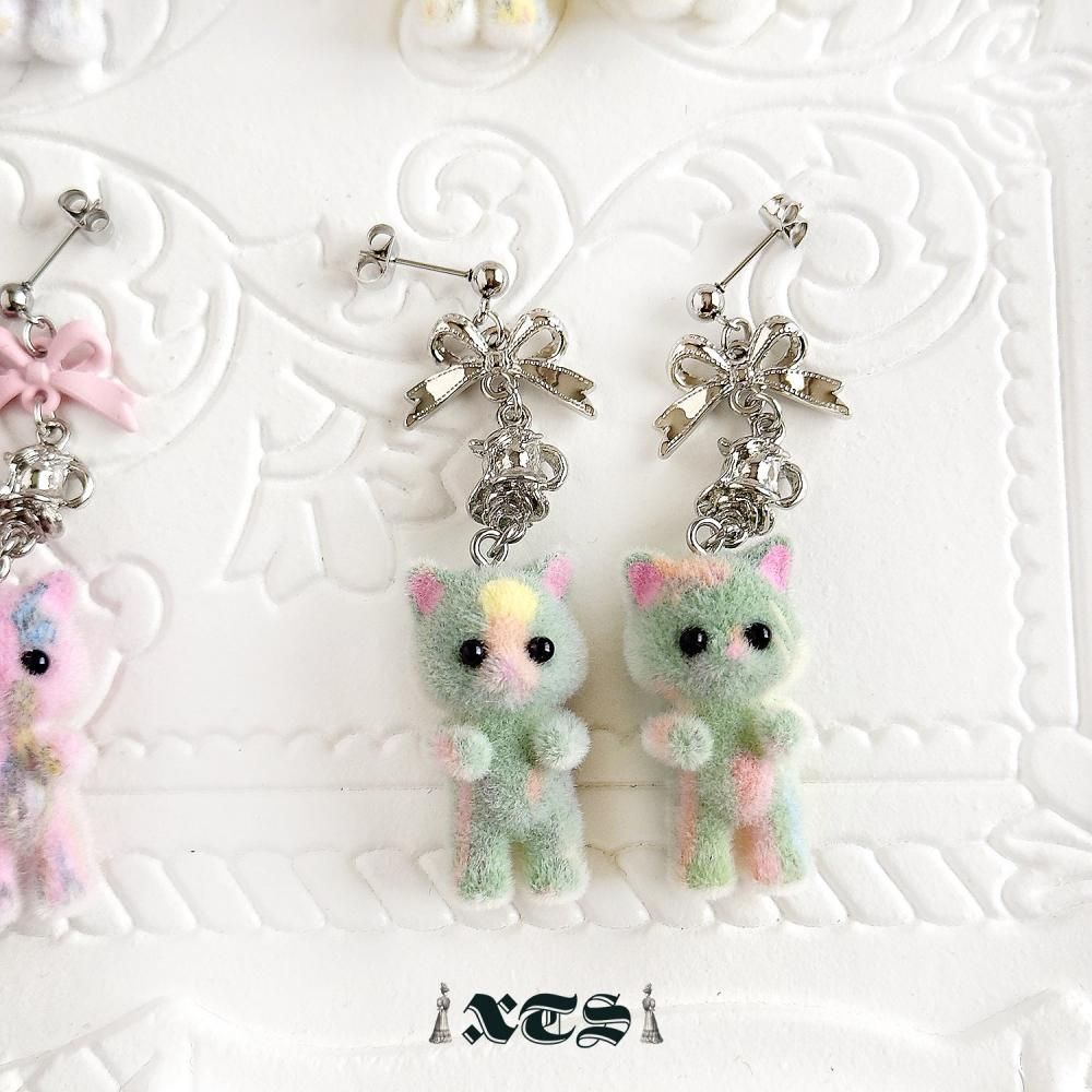 Flocky Cat 猫マスコット ピアス＆イヤリング GREEN
