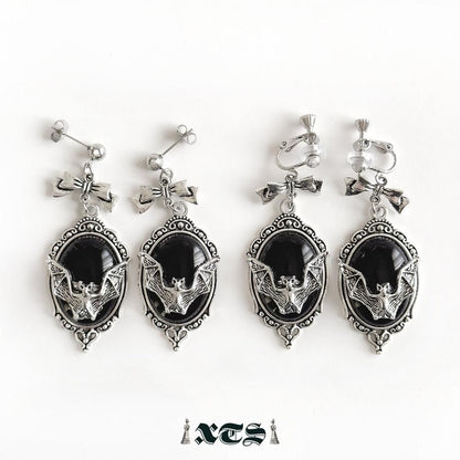 XTS Gothic Bat ピアス＆イヤリング BLACK