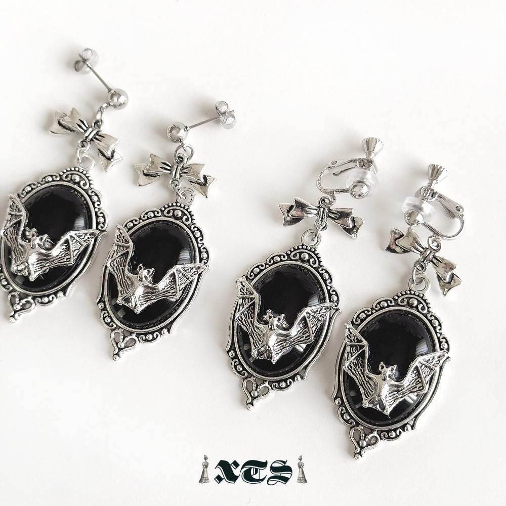 XTS Gothic Bat ピアス＆イヤリング BLACK
