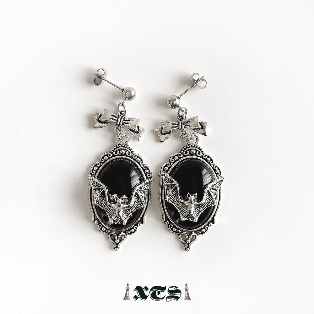 XTS Gothic Bat ピアス＆イヤリング BLACK